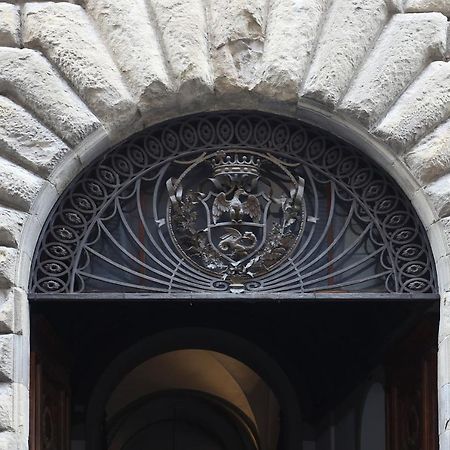 Apt. Melograno - Pauline Suites, Palazzo Borghese Florence Exterior photo